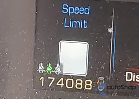 2013 Cadillac Srx Performance Collection z USA, uszkodzony, nr VIN 3GYFNHE39DS572075